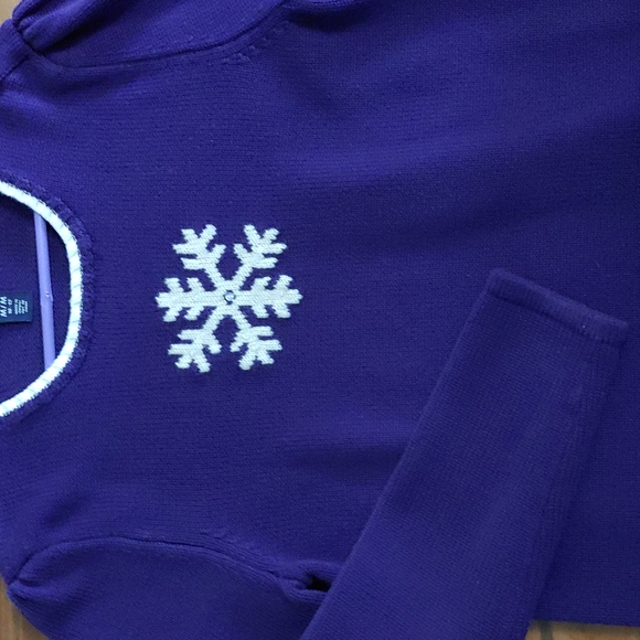 🎄 Girl's Snowflake Sweater - Picture 4 of 6